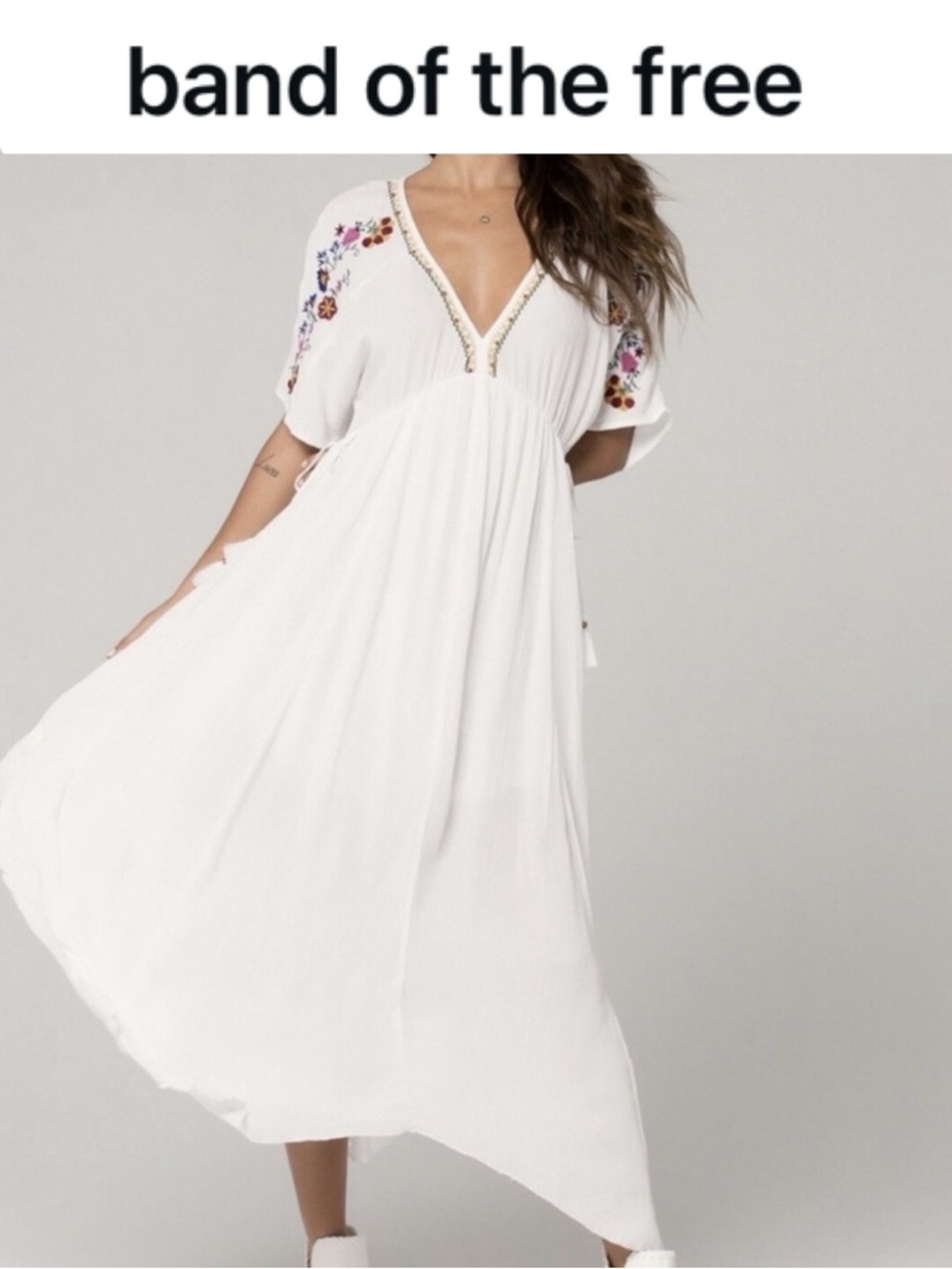 BAND OF GYPSIES WHITE BOHO EMBROIDERED FLUTTER SLEEVE CUBA PEASANT DRESS